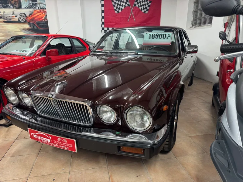 Jaguar XJ6 H-Kennzeichen Oldtimer, Braun, Baujahr 1982